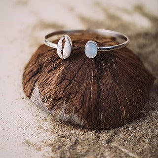 Cowrie Moonstone Bracelet